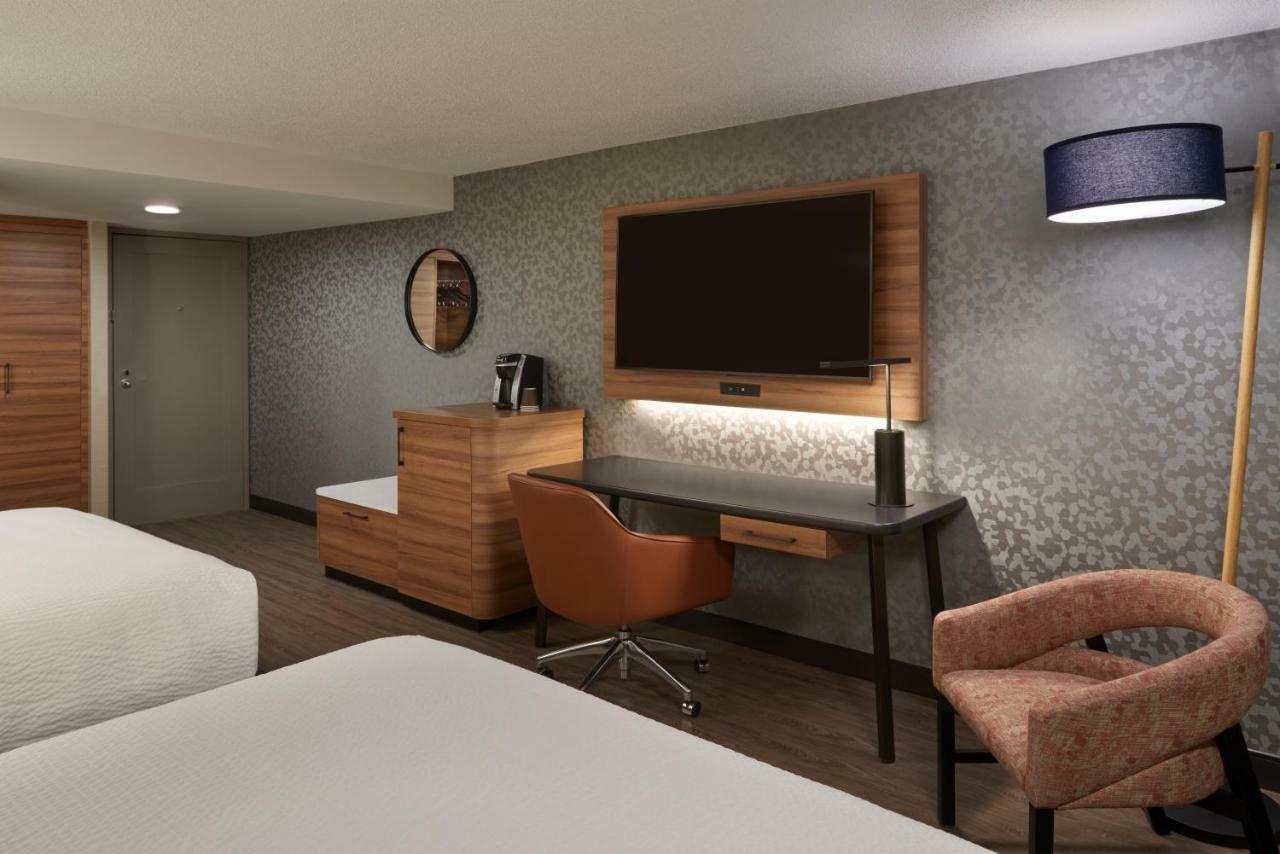 Fairfield Inn By Marriott Montreal Downtown Exteriör bild
